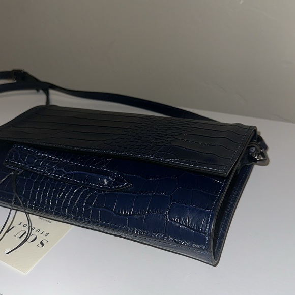 Scui Studios Italian Leather Crossbody/Clutch bag, Navy Blue- NWT - Picture 5 of 11